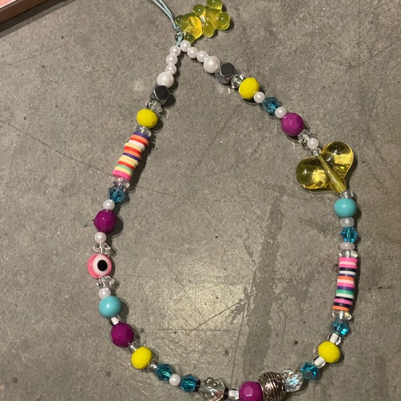 Phone String!! Yellow heart 💛 & gummy bear 🐻 charm! - Picture 4 of 10